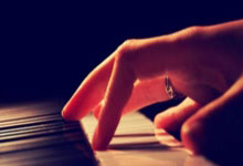 必赢体育官网:今夏免费离队!乔纳森-戴维:我最喜欢西甲,希望未来能去那踢球.